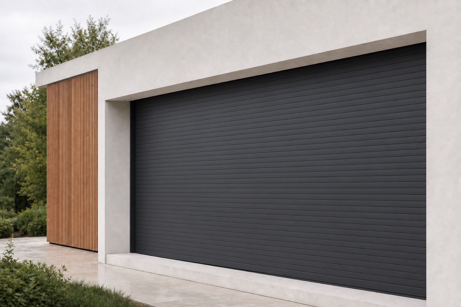 The same modern Ontario home with its anthracite built-in roller shutter fully lowered